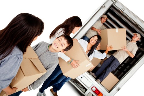 Removal truck hire for a local move in Edgware
