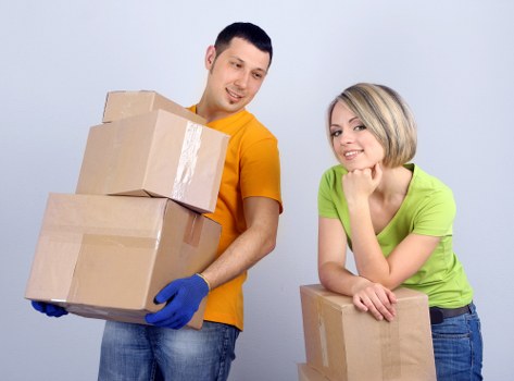 Edgware removal specialists handling belongings with care and precision