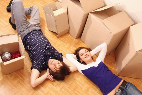 Packing boxes and small furniture for student removals in Edgware